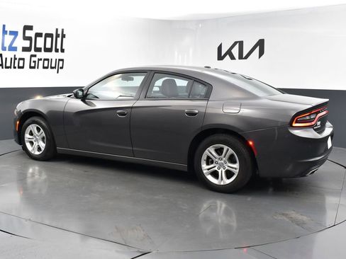 Used 2022 Dodge Charger SXT w/ Leather Interior Group image 3