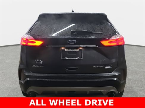 Used 2019 Ford Edge Titanium w/ Cold Weather Package image 6