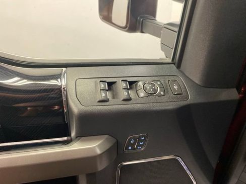 Used 2022 Ford F350 Platinum AWD/4WD image 17