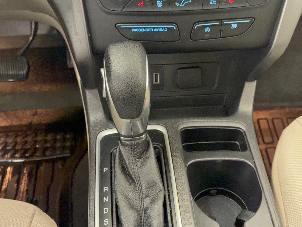 Used 2018 Ford Escape SE FWD image 21