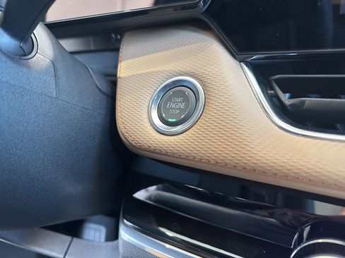 New 2026 Chevrolet Equinox ACTIV w/ Convenience Package III image 31