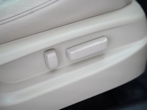 Used 2017 Acura MDX FWD image 59