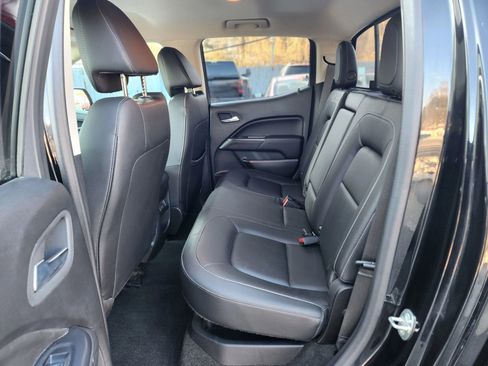 Used 2017 GMC Canyon SLT w/ Driver Alert Package image 18