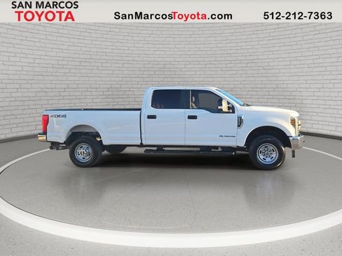 Used 2019 Ford F350 XL w/ Power Equipment Group image 4