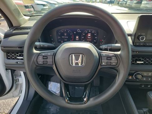Certified 2023 Honda Accord EX image 25