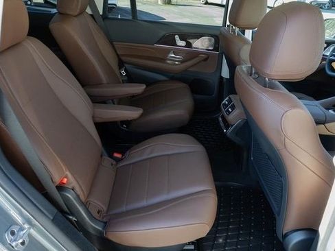 New 2026 Mercedes-Benz GLS 450 4MATIC image 19