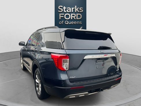 Used 2022 Ford Explorer XLT w/ Equipment Group 202A image 6
