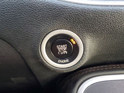 Used 2015 Dodge Challenger SXT Plus image 18