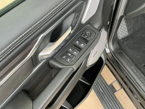 Used 2025 RAM 1500 Laramie w/ Night Edition image 15