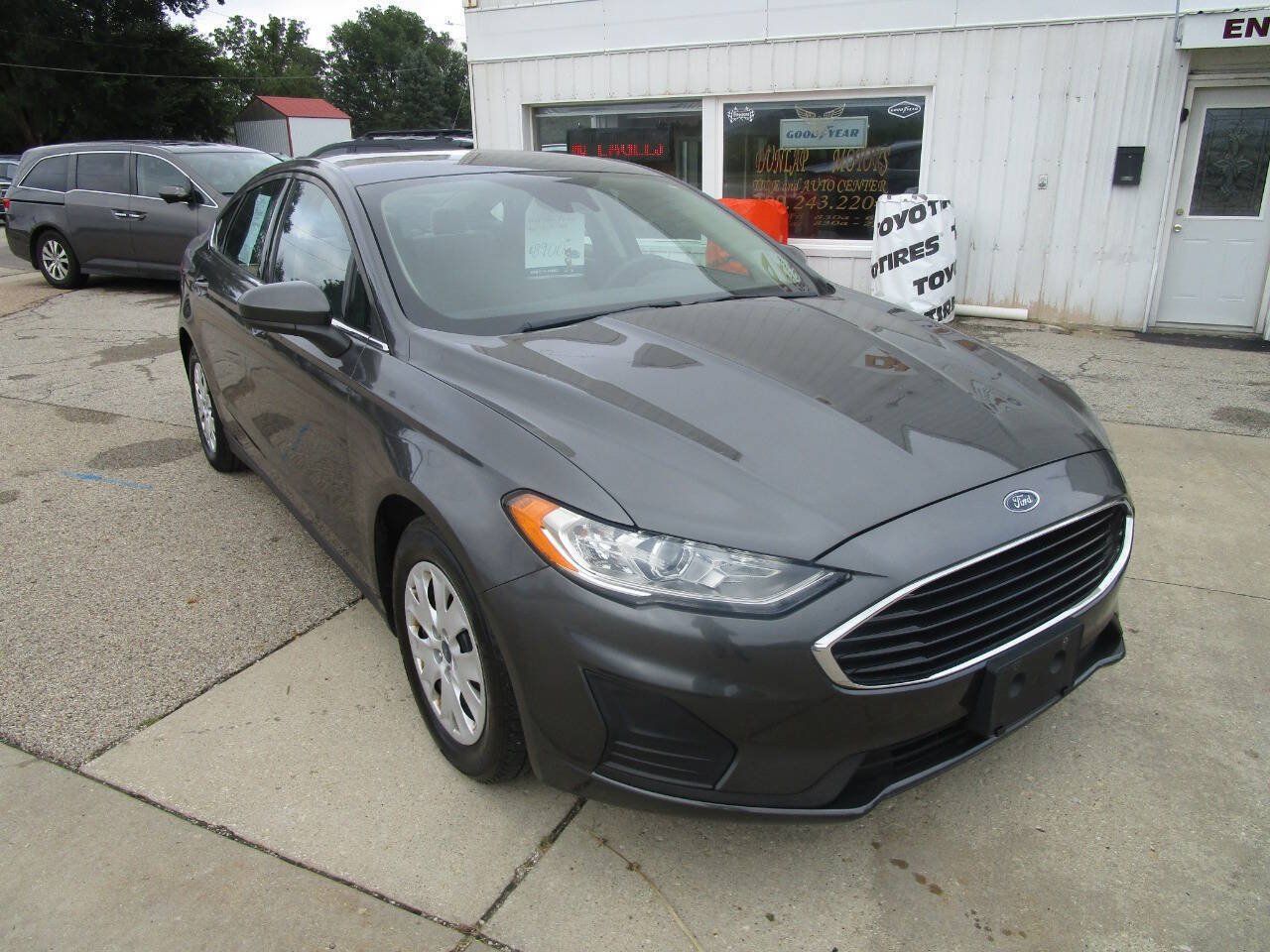 Used 2020 Ford Fusion S FWD image 7