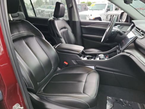 Used 2023 Jeep Grand Cherokee L Limited w/ Trailer Tow Group (B) image 18