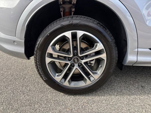 Used 2025 Audi Q5 Premium Plus w/ Premium Plus AWD/4WD image 23