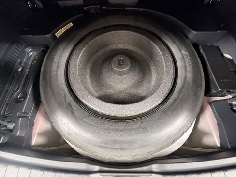 Certified 2025 Toyota RAV4 XSE w/ Premium Package image 40