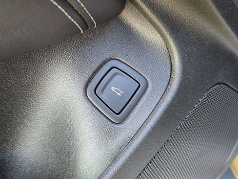 Certified 2023 Cadillac CT4 Premium Luxury image 30