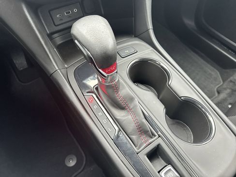 Certified 2022 Chevrolet Equinox RS image 16