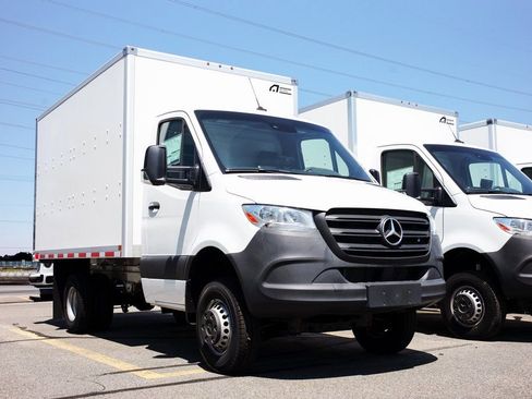 Used 2023 Mercedes-Benz Sprinter 3500 image 1