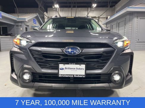 Certified 2025 Subaru Outback Base image 3