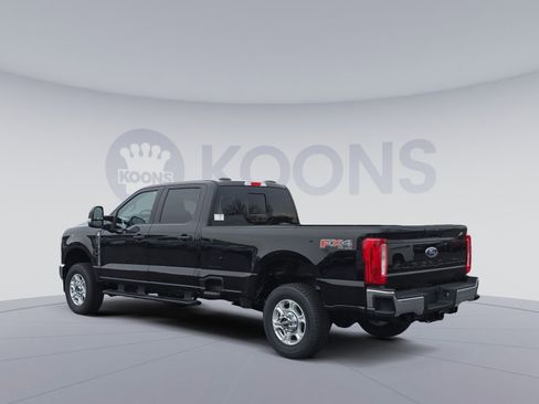 New 2026 Ford F250 XLT w/ FX4 Off-Road Package AWD/4WD image 4