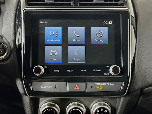 Used 2025 Mitsubishi Outlander Sport SE AWD/4WD image 19