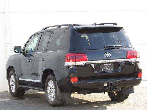 Certified 2020 Toyota Land Cruiser w/ Preferred Accessory Package image 5