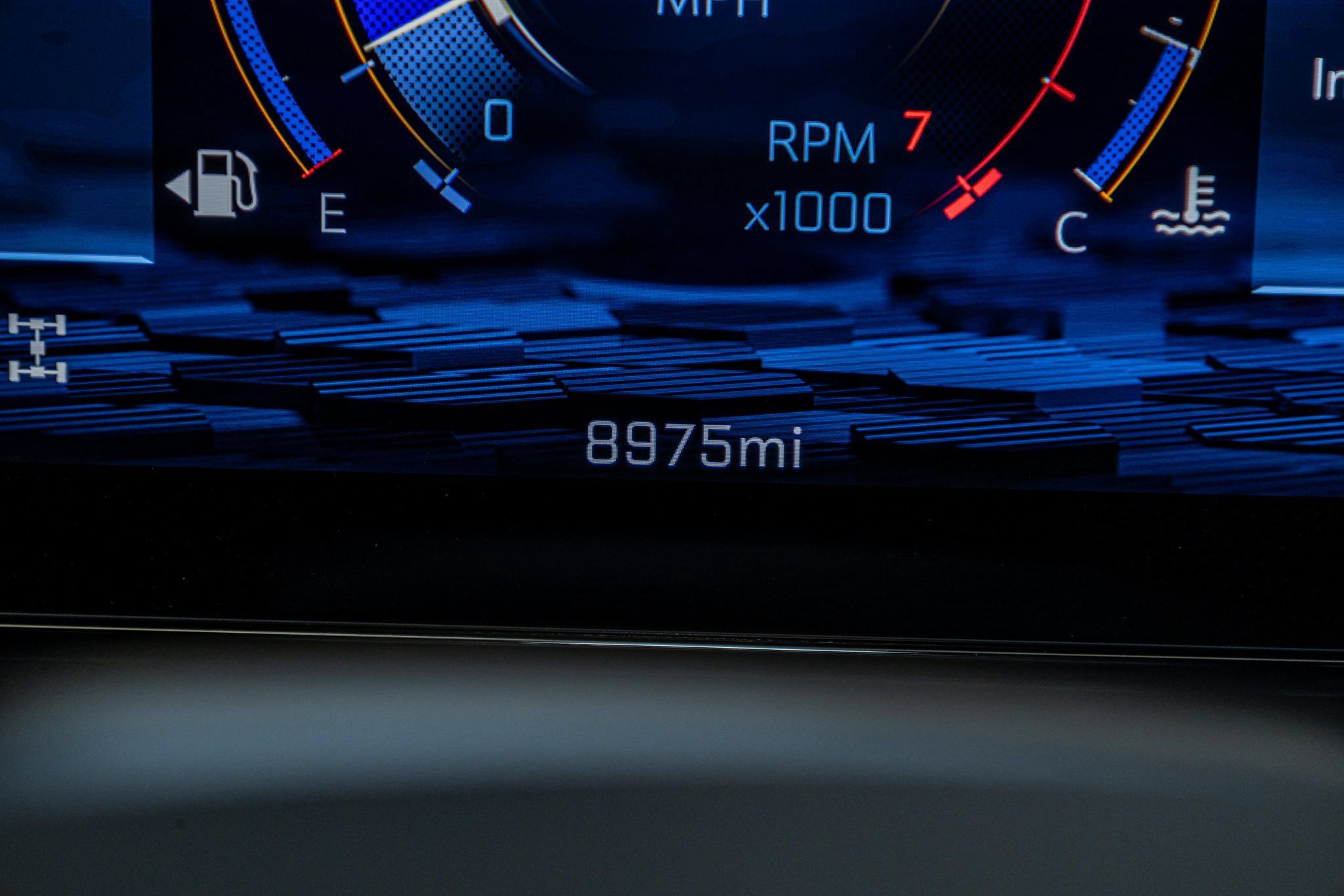 Used 2025 Chevrolet Tahoe High Country AWD/4WD image 18