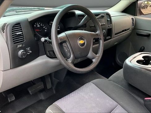 Used 2010 Chevrolet Silverado 1500 W/T w/ LS Package RWD image 15