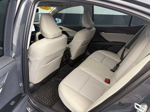 Used 2025 Toyota Camry XLE AWD/4WD image 64