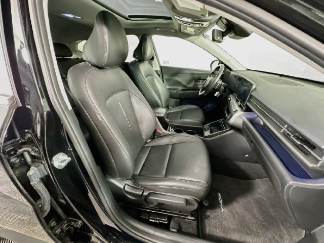 Used 2024 Hyundai Kona Limited AWD/4WD image 28
