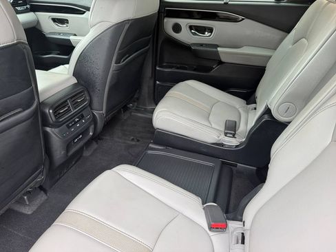 Used 2023 Honda Pilot EX-L image 17