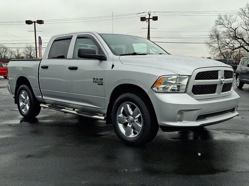 Certified 2019 RAM 1500 Express w/ Express Value Package image 3