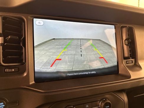 New 2025 Ford Bronco 4-Door image 22