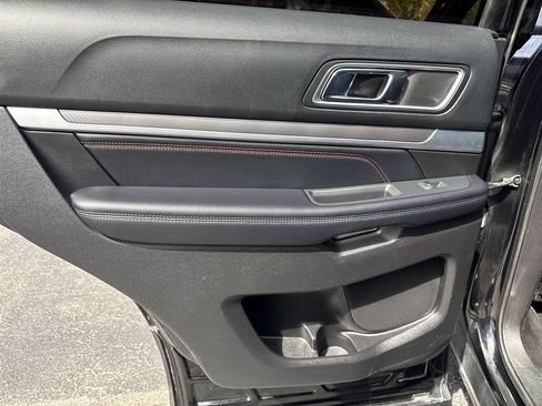 Used 2017 Ford Explorer Sport w/ Equipment Group 401A AWD/4WD image 12