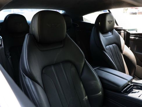 Used 2020 Bentley Continental GT image 6