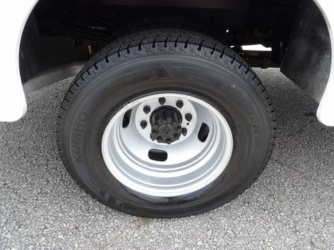 Used 2022 Ford F350 XL w/ Power Equipment Group AWD/4WD image 66
