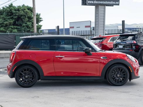 Used 2020 MINI Cooper 2-Door Hardtop FWD image 11