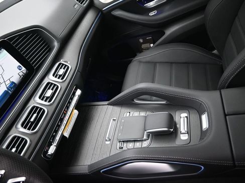 New 2026 Mercedes-Benz GLS 450 4MATIC image 16