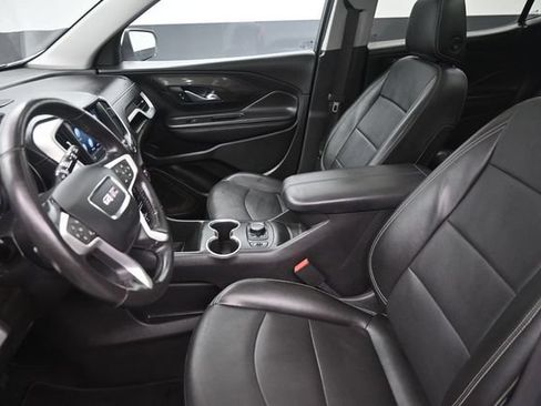 Used 2022 GMC Terrain SLT w/ Infotainment Package II FWD image 17