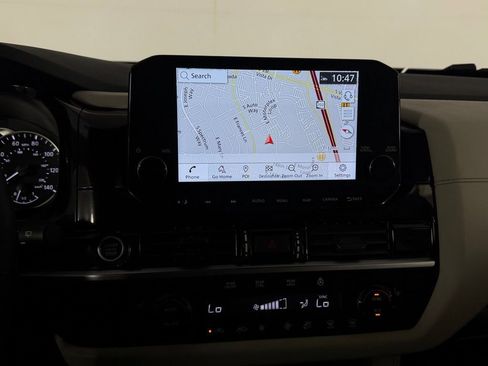 Used 2023 Nissan Pathfinder SL image 15