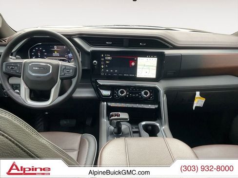 Used 2024 GMC Sierra 1500 Denali w/ Denali Reserve Package AWD/4WD image 10