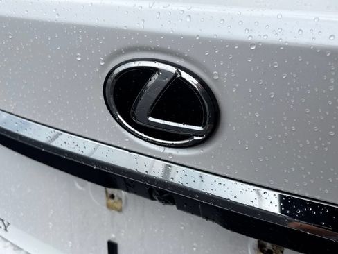 Used 2023 Lexus ES 350 w/ Accessory Package (Z2) FWD image 35