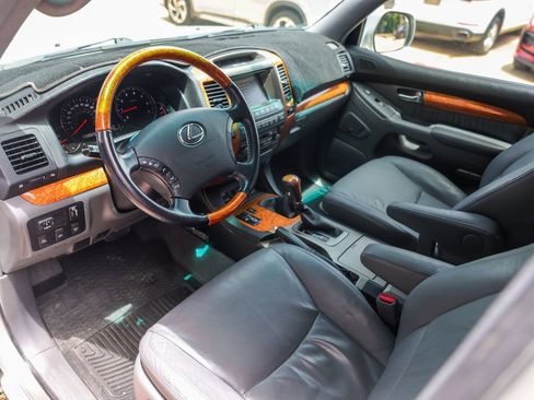 Used 2004 Lexus GX 470 AWD/4WD image 4
