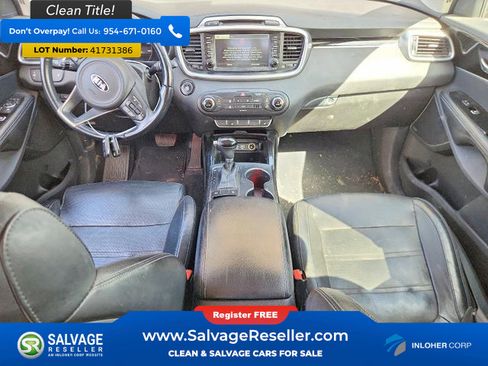 Used 2016 Kia Sorento SX image 11