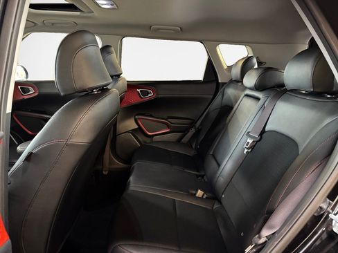 Certified 2023 Kia Soul GT-Line FWD image 24