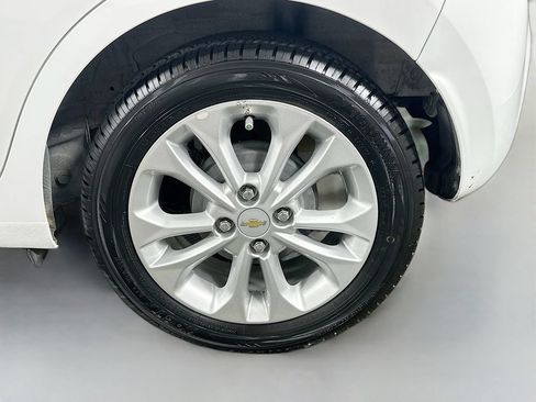 Used 2022 Chevrolet Spark LT FWD image 27