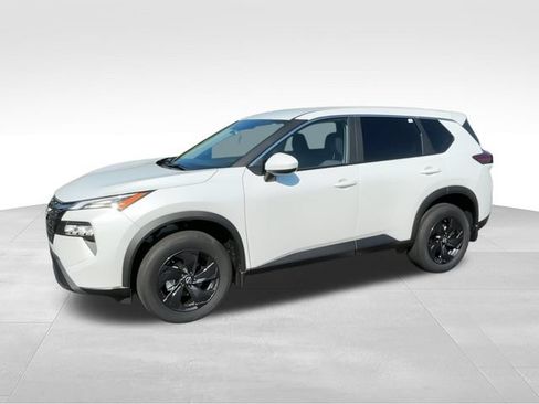 New 2026 Nissan Rogue SV w/ Cold Weather Package AWD/4WD image 6