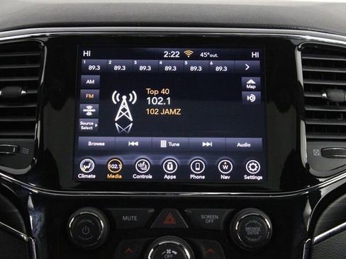 Used 2022 Jeep Grand Cherokee Limited image 32