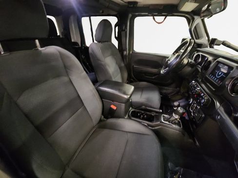 Used 2022 Jeep Gladiator Sport AWD/4WD image 27