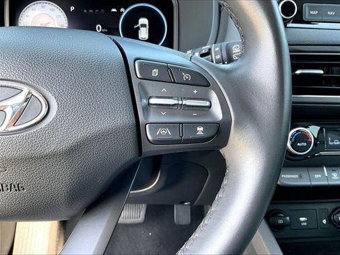 Used 2022 Hyundai Kona Limited FWD image 21