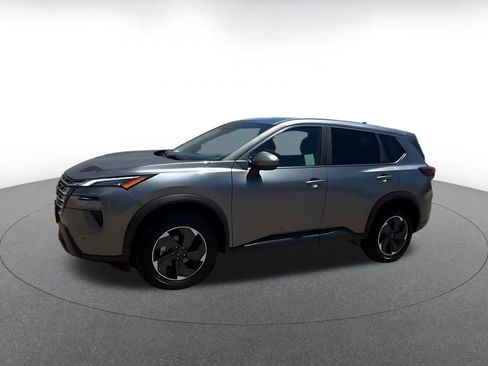 Used 2025 Nissan Rogue SV AWD/4WD image 8