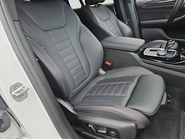 Used 2025 BMW X4 M40i AWD/4WD image 21